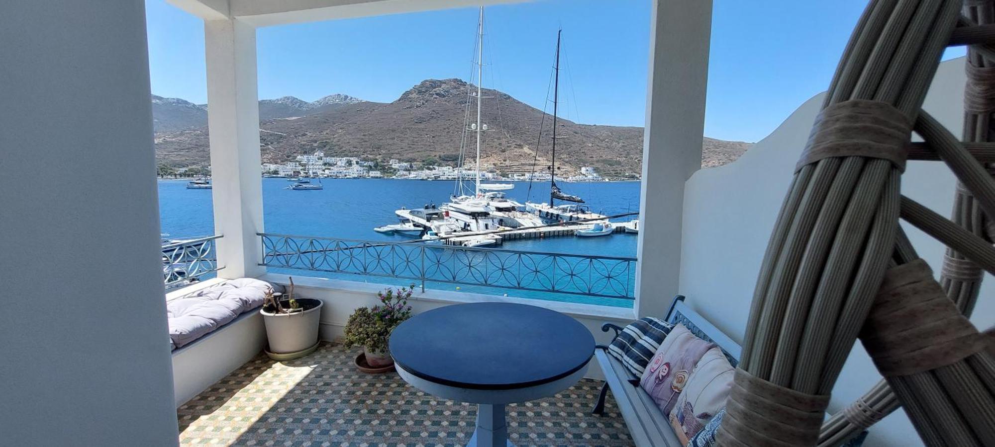 Kalliopis Rooms Katapola Rum bild